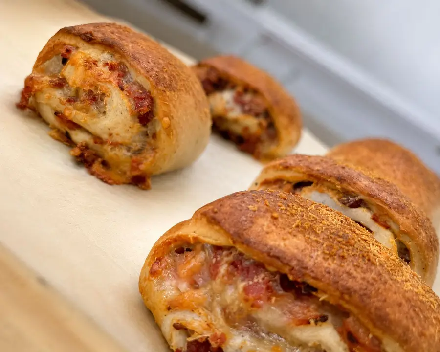 Rotolo salame e provola